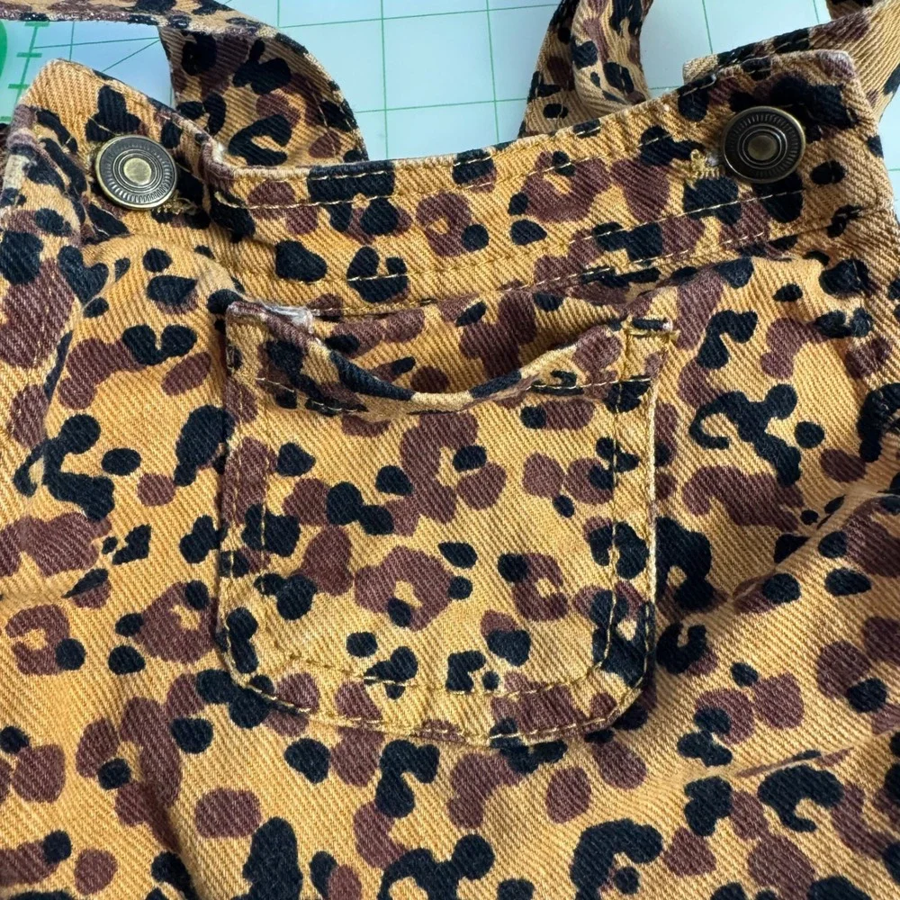 Cupcakes and Cashmere animal print overall dress with front pocket girls size 5